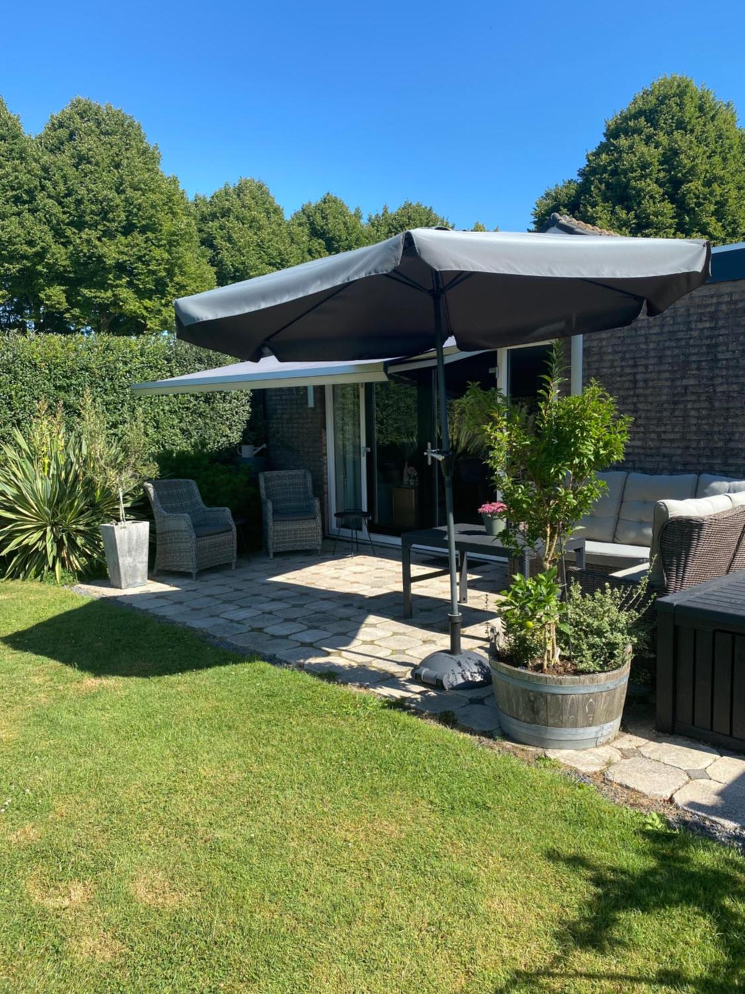 Vakantiewoning Le Garaazje 'S-Gravendeel Dış mekan fotoğraf